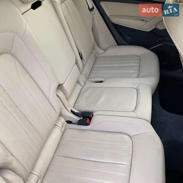 Позашляховик / Кросовер Audi Q5 2016 в Києві фото 15 Позашляховик / Кросовер Audi Q5 2016 в Києві