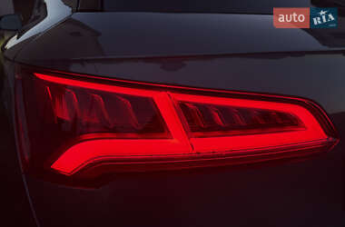 Позашляховик / Кросовер Audi Q5 2019 в 