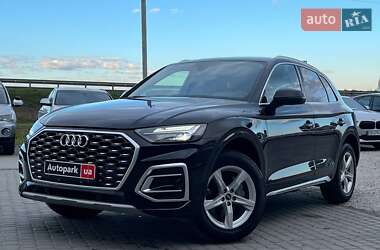 Позашляховик / Кросовер Audi Q5 2020 в 