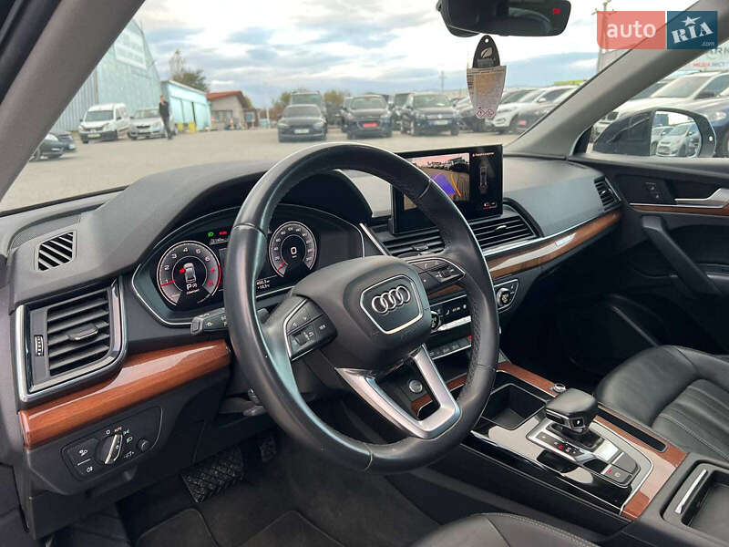 Позашляховик / Кросовер Audi Q5 2020 в Львові фото 17 Позашляховик / Кросовер Audi Q5 2020 в Львові