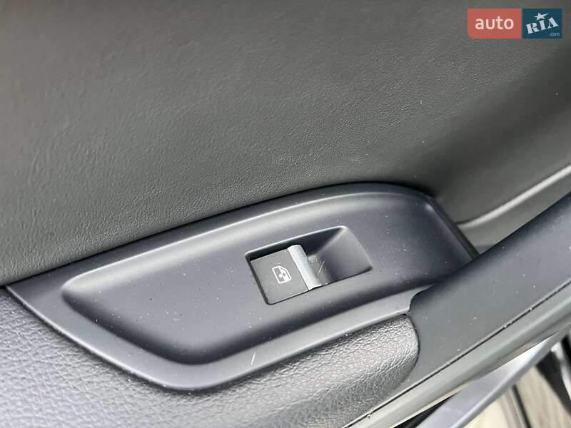 Позашляховик / Кросовер Audi Q5 2020 в Львові фото 37 Позашляховик / Кросовер Audi Q5 2020 в Львові