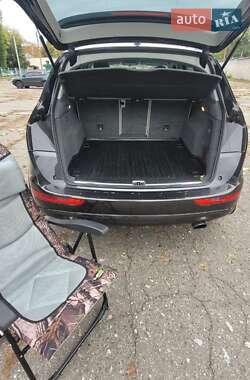 Позашляховик / Кросовер Audi Q5 2014 в 