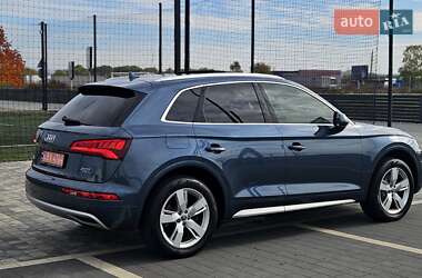 Позашляховик / Кросовер Audi Q5 2018 в  фото 12 Позашляховик / Кросовер Audi Q5 2018 в