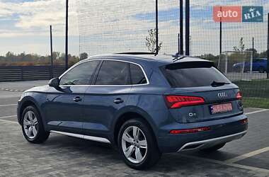 Позашляховик / Кросовер Audi Q5 2018 в  фото 20 Позашляховик / Кросовер Audi Q5 2018 в