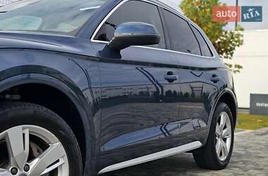 Позашляховик / Кросовер Audi Q5 2018 в  фото 32 Позашляховик / Кросовер Audi Q5 2018 в