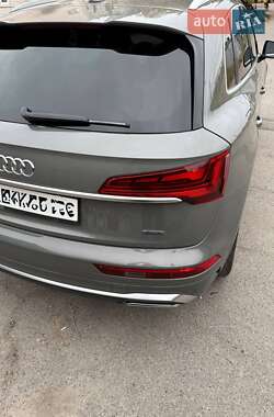 Позашляховик / Кросовер Audi Q5 2023 в  фото 8 Позашляховик / Кросовер Audi Q5 2023 в