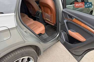 Позашляховик / Кросовер Audi Q5 2023 в  фото 23 Позашляховик / Кросовер Audi Q5 2023 в
