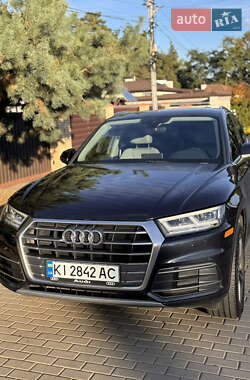 Позашляховик / Кросовер Audi Q5 2017 в Києві