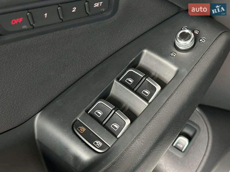 Внедорожник / Кроссовер Audi Q5 2016 в Одессе