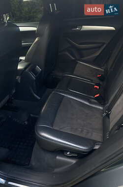Позашляховик / Кросовер Audi Q5 2012 в  фото 24 Позашляховик / Кросовер Audi Q5 2012 в
