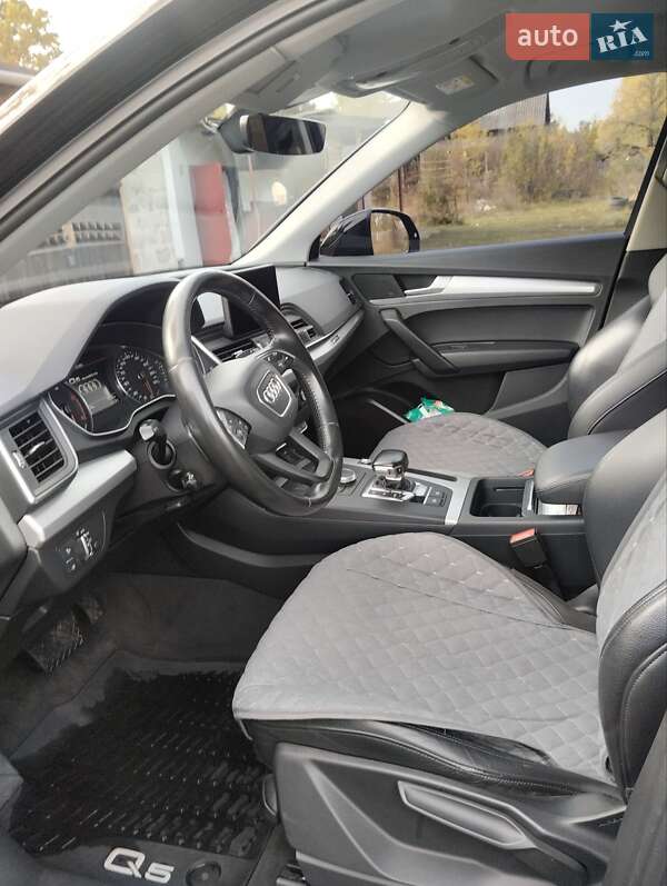 Внедорожник / Кроссовер Audi Q5 2017 в Сосновке фото 5 Внедорожник / Кроссовер Audi Q5 2017 в Сосновке