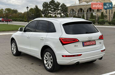 Позашляховик / Кросовер Audi Q5 2013 в  фото 5 Позашляховик / Кросовер Audi Q5 2013 в