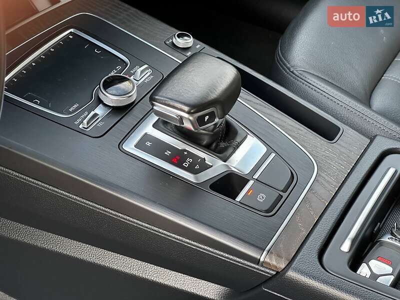 Позашляховик / Кросовер Audi Q5 2018 в Львові фото 26 Позашляховик / Кросовер Audi Q5 2018 в Львові