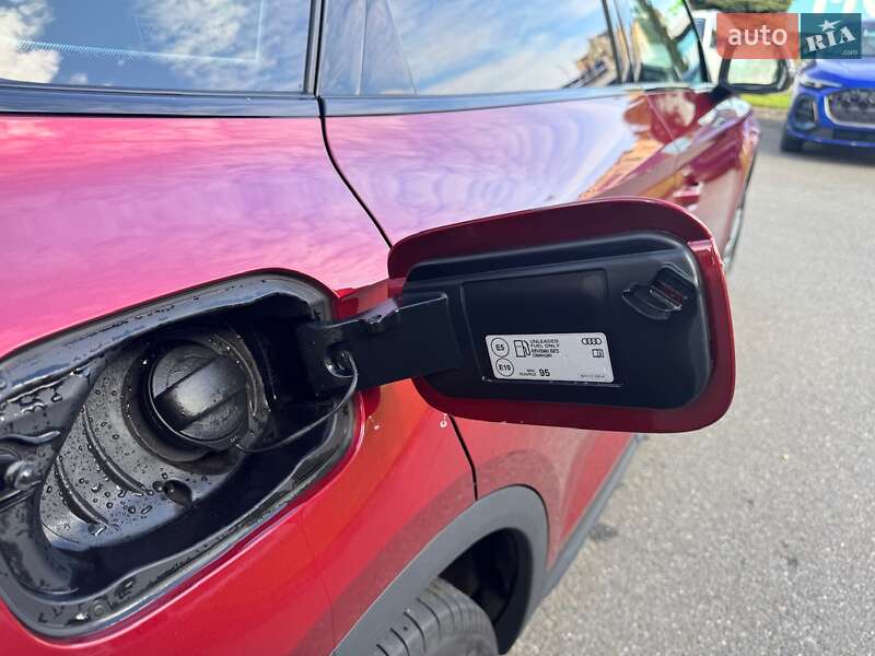 Внедорожник / Кроссовер Audi Q5 2019 в Киеве