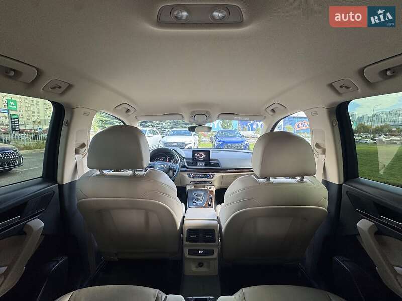 Внедорожник / Кроссовер Audi Q5 2019 в Киеве