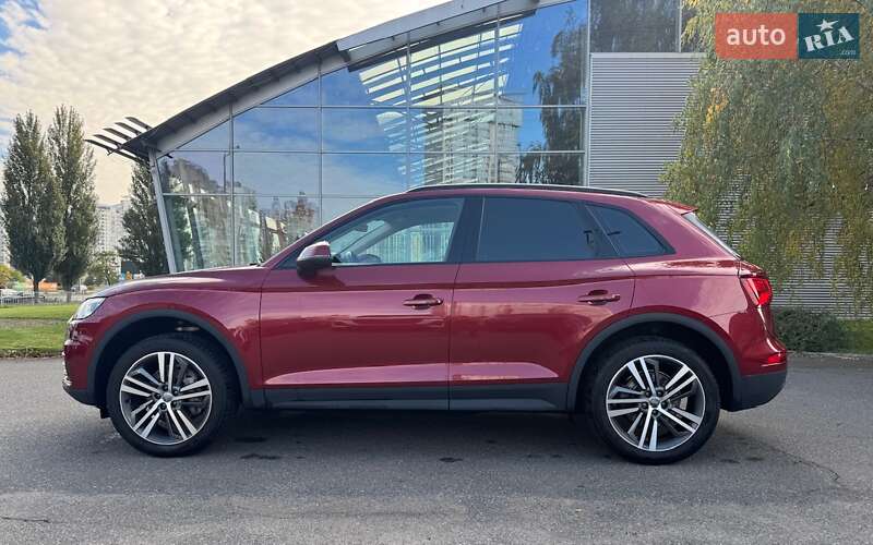 Внедорожник / Кроссовер Audi Q5 2019 в Киеве