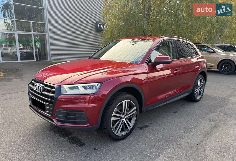 Внедорожник / Кроссовер Audi Q5 2019 в Киеве