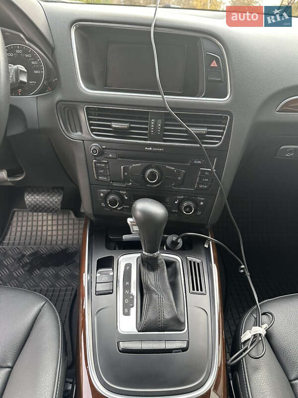Внедорожник / Кроссовер Audi Q5 2011 в Дрогобыче фото 30 Внедорожник / Кроссовер Audi Q5 2011 в Дрогобыче