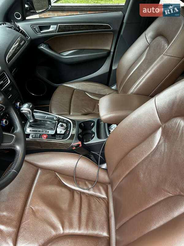 Внедорожник / Кроссовер Audi Q5 2014 в Киеве