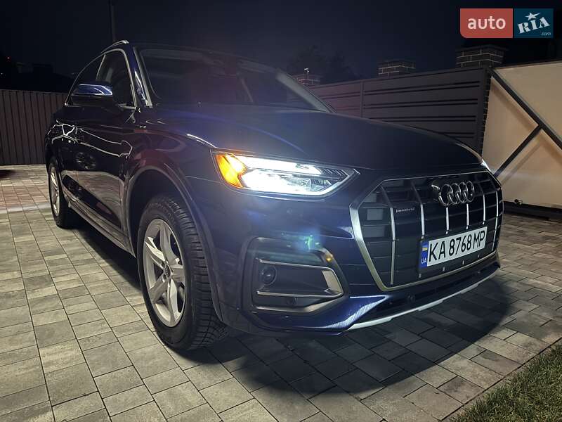 Позашляховик / Кросовер Audi Q5 2021 в Києві