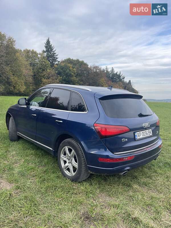 Позашляховик / Кросовер Audi Q5 2015 в Запоріжжі