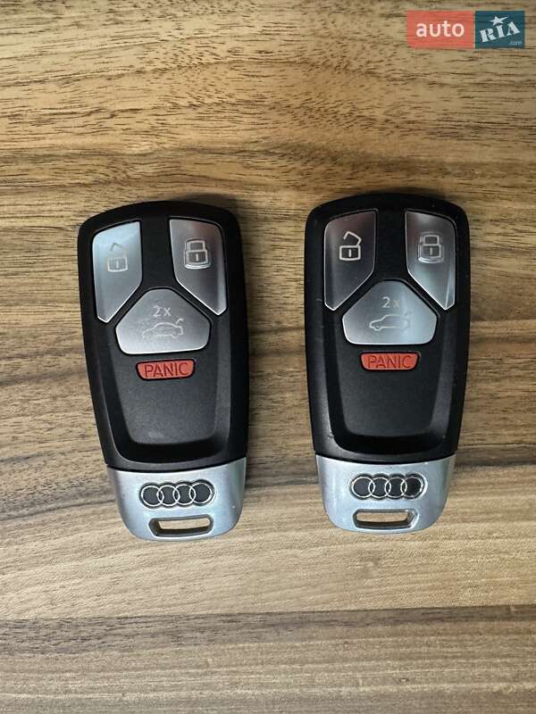 Позашляховик / Кросовер Audi Q5 2021 в Києві