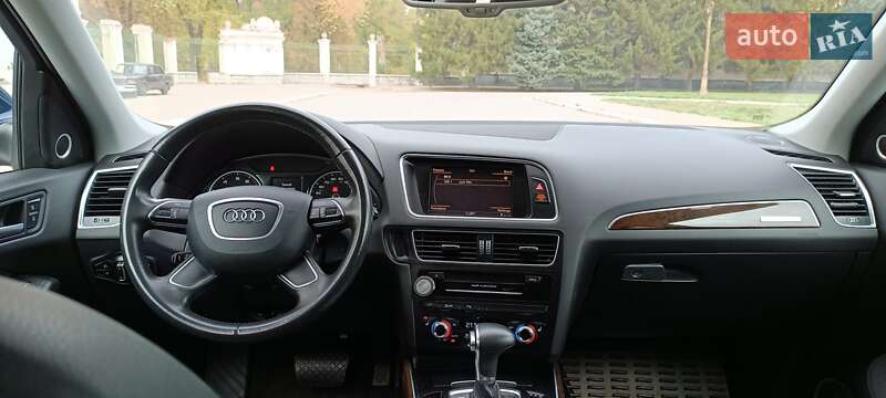 Внедорожник / Кроссовер Audi Q5 2013 в Желтых Водах