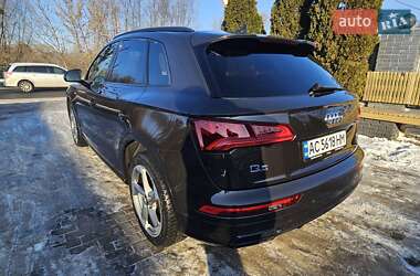 Позашляховик / Кросовер Audi Q5 2018 в  фото 8 Позашляховик / Кросовер Audi Q5 2018 в