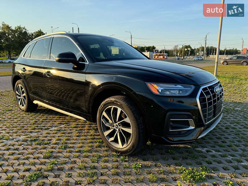 Позашляховик / Кросовер Audi Q5 2021 в Одесі