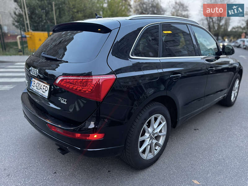 Позашляховик / Кросовер Audi Q5 2011 в Чернігові