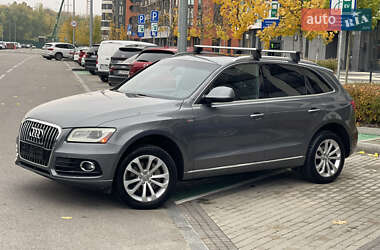 Позашляховик / Кросовер Audi Q5 2015 в 