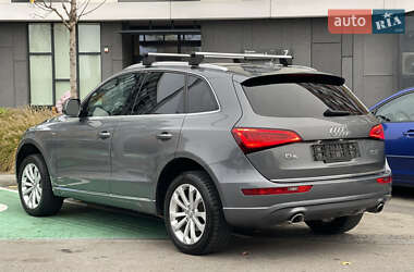 Позашляховик / Кросовер Audi Q5 2015 в 
