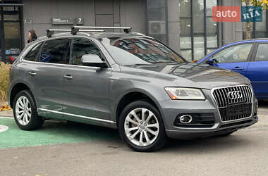 Позашляховик / Кросовер Audi Q5 2015 в 