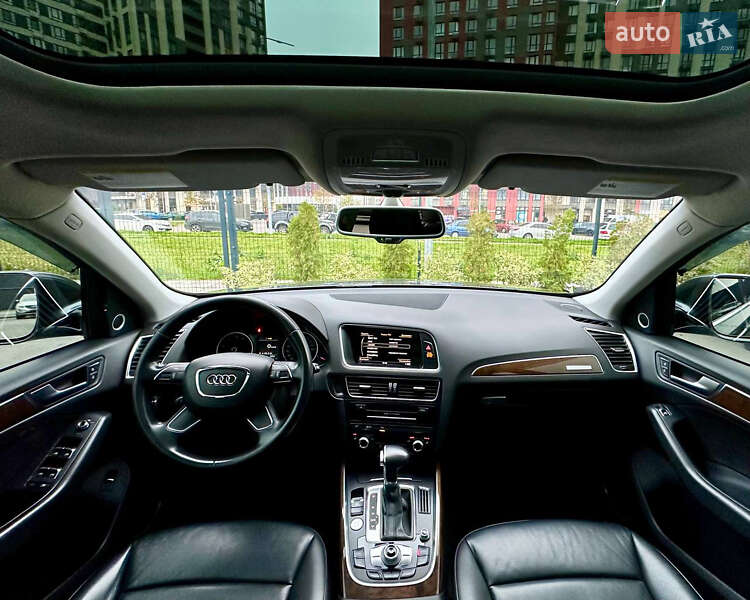 Позашляховик / Кросовер Audi Q5 2016 в Києві