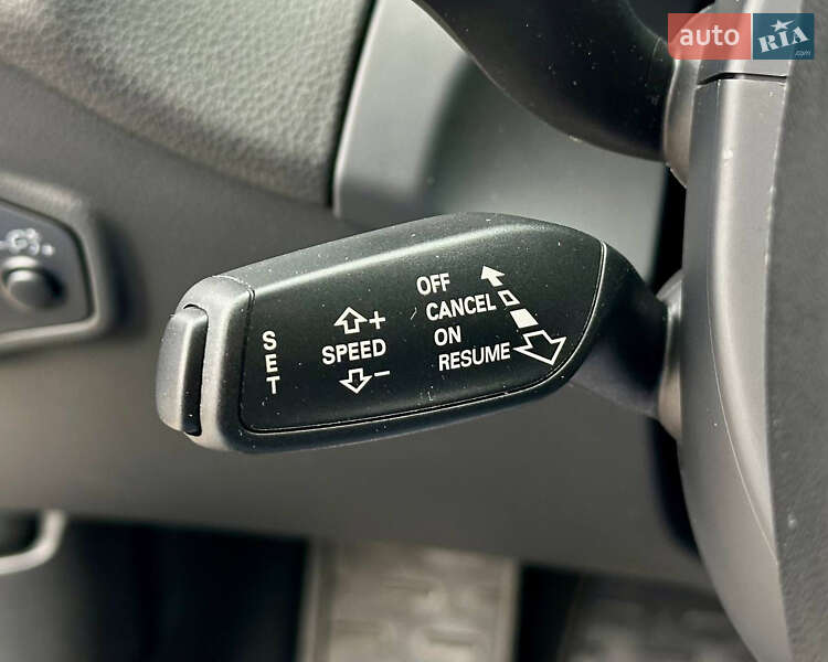 Позашляховик / Кросовер Audi Q5 2016 в Києві