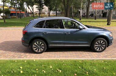Позашляховик / Кросовер Audi Q5 2016 в 