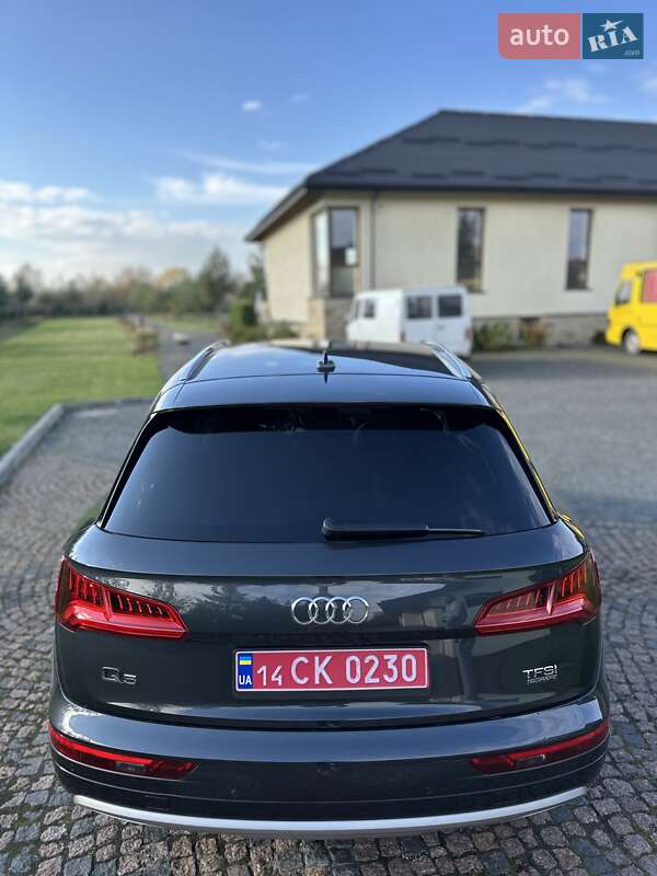 Позашляховик / Кросовер Audi Q5 2018 в Львові фото 40 Позашляховик / Кросовер Audi Q5 2018 в Львові