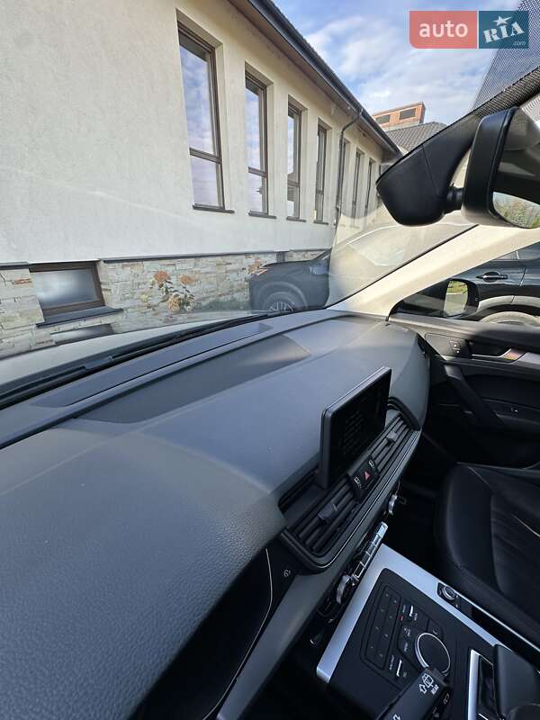 Позашляховик / Кросовер Audi Q5 2018 в Львові фото 49 Позашляховик / Кросовер Audi Q5 2018 в Львові