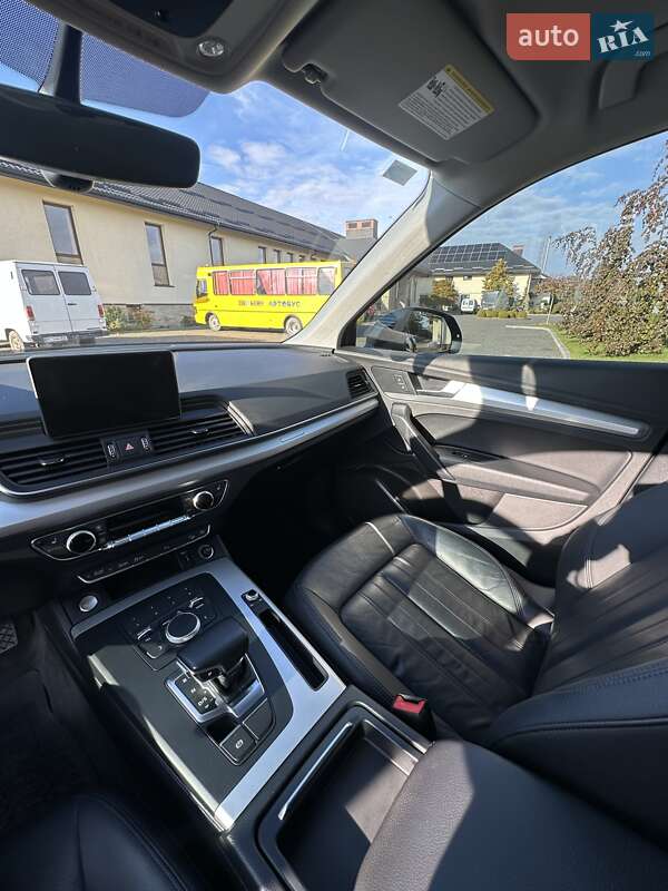 Позашляховик / Кросовер Audi Q5 2018 в Львові фото 60 Позашляховик / Кросовер Audi Q5 2018 в Львові