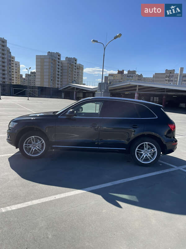 Позашляховик / Кросовер Audi Q5 2013 в Києві