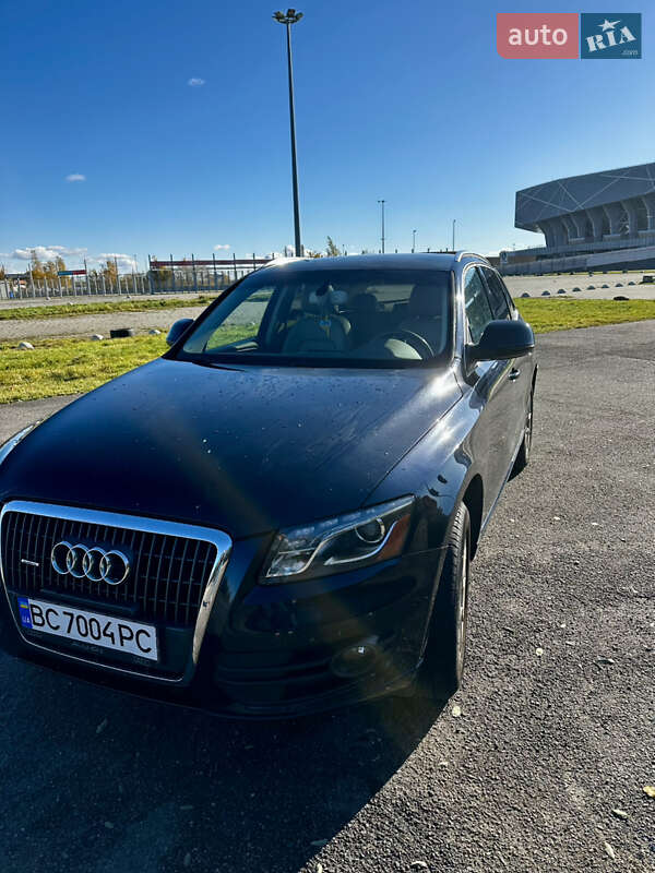 Позашляховик / Кросовер Audi Q5 2011 в Львові