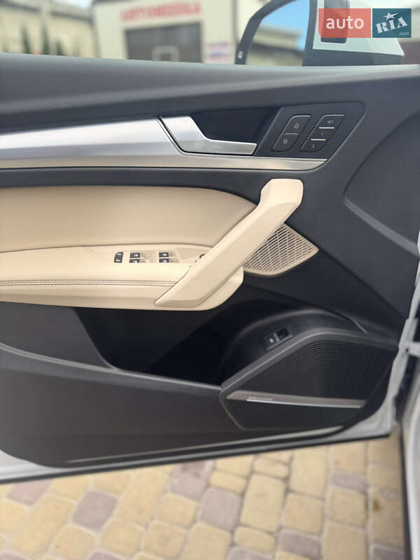 Позашляховик / Кросовер Audi Q5 2024 в Тернополі фото 18 Позашляховик / Кросовер Audi Q5 2024 в Тернополі