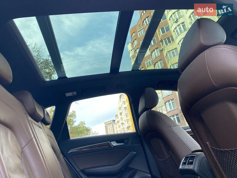 Внедорожник / Кроссовер Audi Q5 2015 в Львове