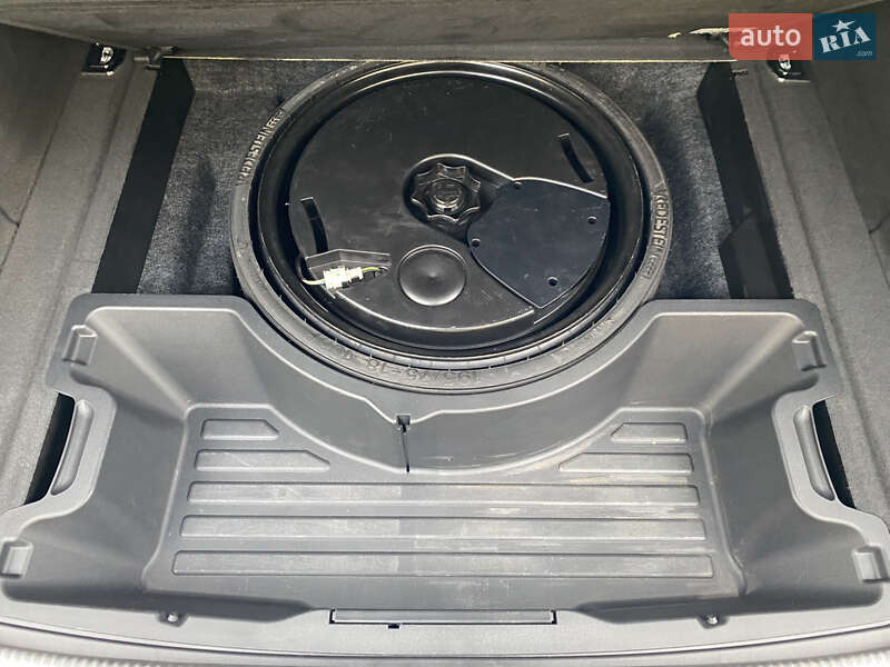 Внедорожник / Кроссовер Audi Q5 2015 в Львове