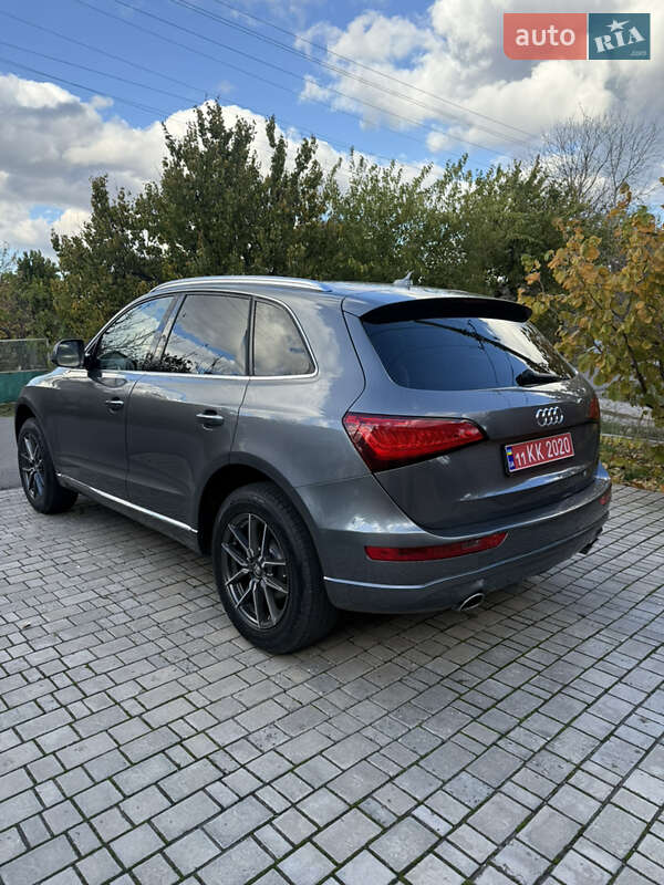 Позашляховик / Кросовер Audi Q5 2015 в Кривому Розі
