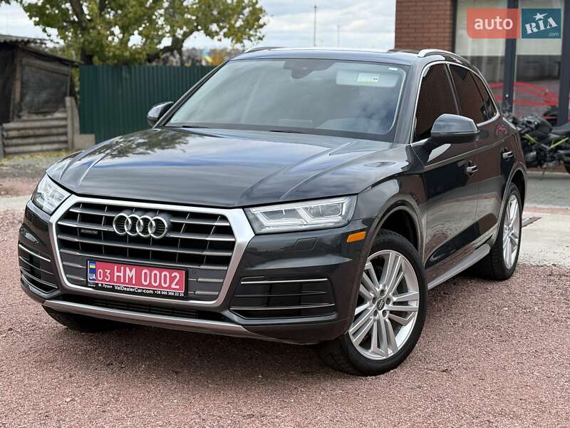 Позашляховик / Кросовер Audi Q5 2018 в Луцьку