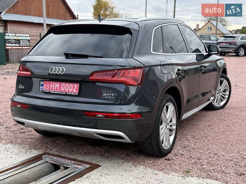 Позашляховик / Кросовер Audi Q5 2018 в Луцьку