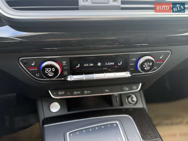 Позашляховик / Кросовер Audi Q5 2018 в Луцьку