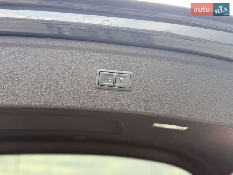 Позашляховик / Кросовер Audi Q5 2018 в Луцьку