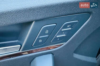 Позашляховик / Кросовер Audi Q5 2017 в  фото 40 Позашляховик / Кросовер Audi Q5 2017 в